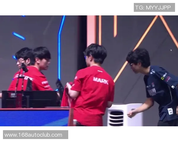 赛后分析:TES与LNG对决中的战术博弈与策略探讨